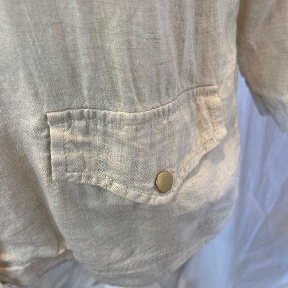 Chico's 100% Linen Size 2 3/4 Sleeve Jacket Beige W/Gold Accents - Picture 3 of 12